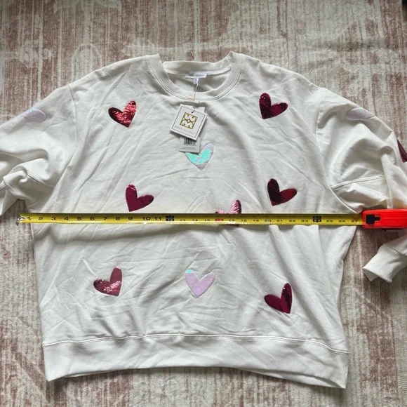 Mary Square XL Sequin Heart Sweatshirt Cream Valentine NWT Oversized - Picture 4 of 5